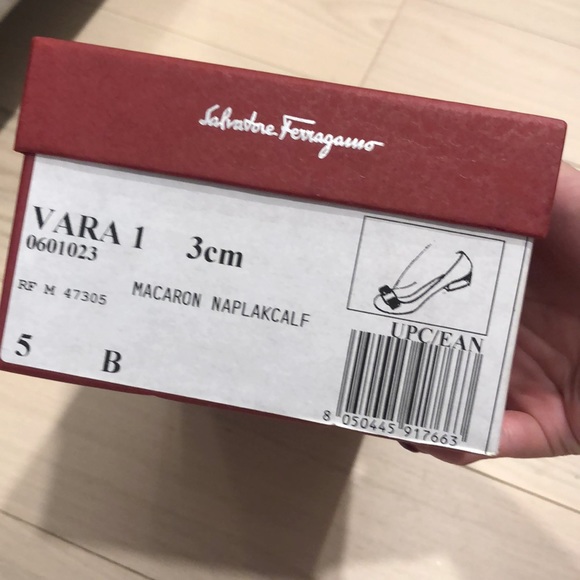 Ferragamo Ballet Shoes US 5 beige - Picture 6 of 6